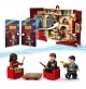 LEGO 76409 Harry Potter Stendardo della Casa Grifondoro da Parete, Sala Comune del Castello di Hogwarts con 3 Minifigure, Giochi da Viaggio da Collezione